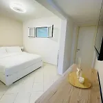 Apartment Serendipity House *