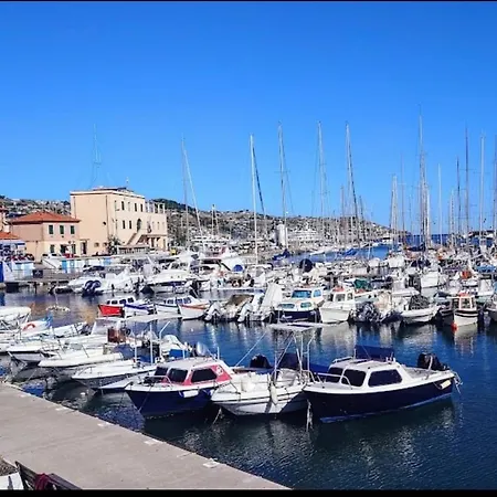 Serendipity House * San Remo