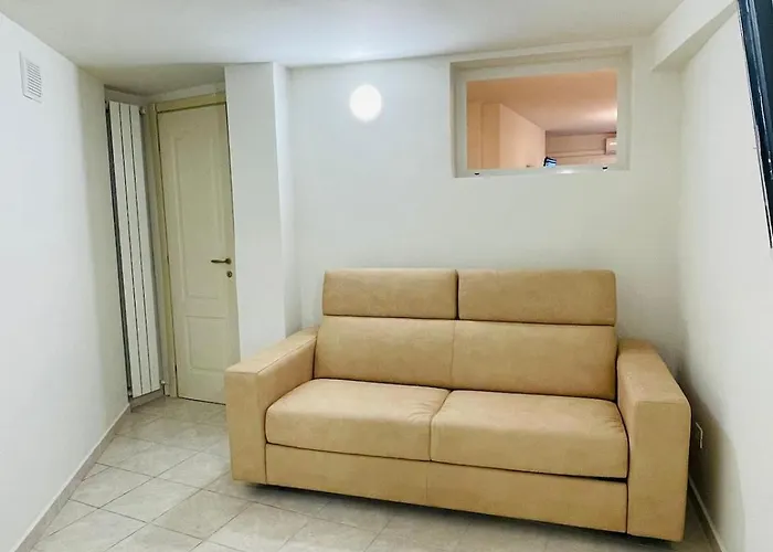 Serendipity House 公寓 *