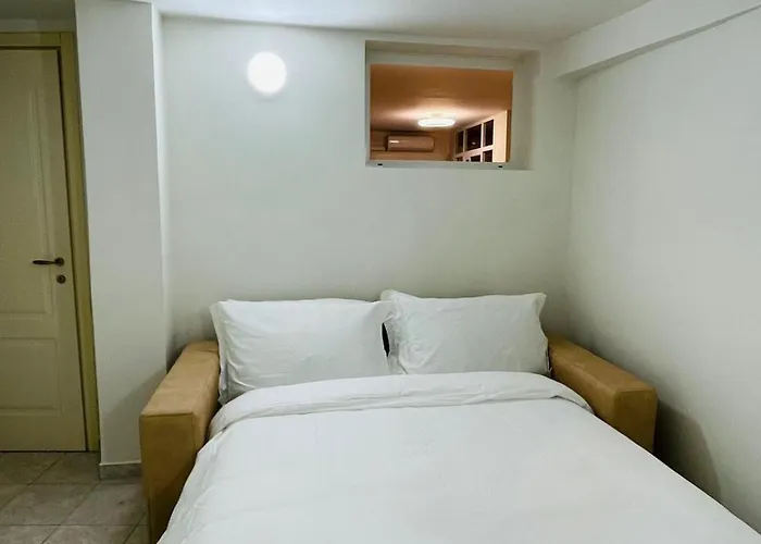 Serendipity House 公寓 *